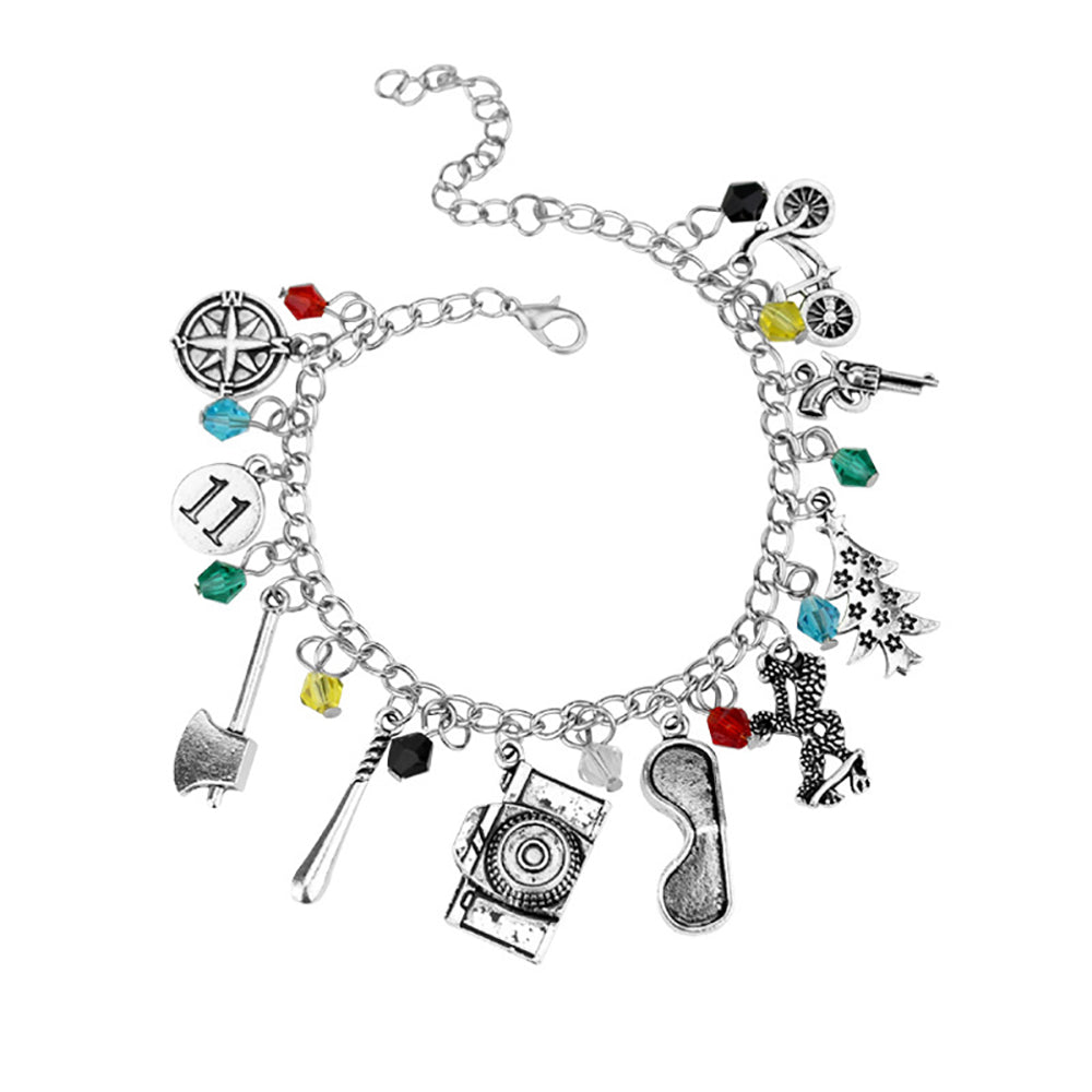 Bracelet porte-bonheur Stranger Things objets de Hawkins – visuel 4
