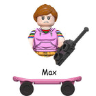 Buildable mini figure Stranger Things Max Mayfield on a skateboard